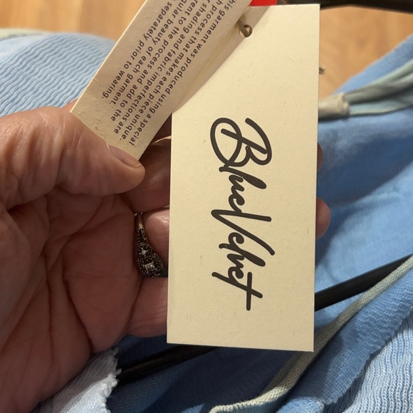 NWT Blue Velvet Cozy Oversized Waffle Knit short Sleeve Boho Top w/ Pocket - Picture 4 of 4